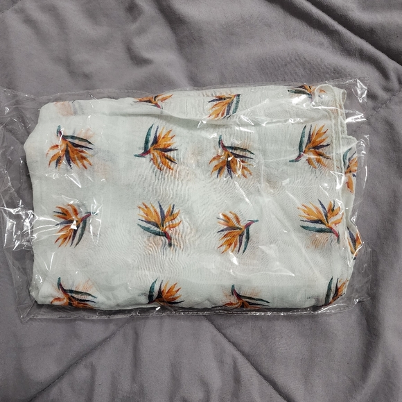 Block + Ink Scarf - Picture 2 of 5